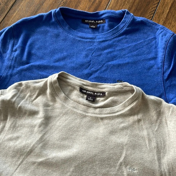 2 Michael Kors crew neck tees short sleeve tshirt MK logo blue beige Sz Small - Picture 2 of 10